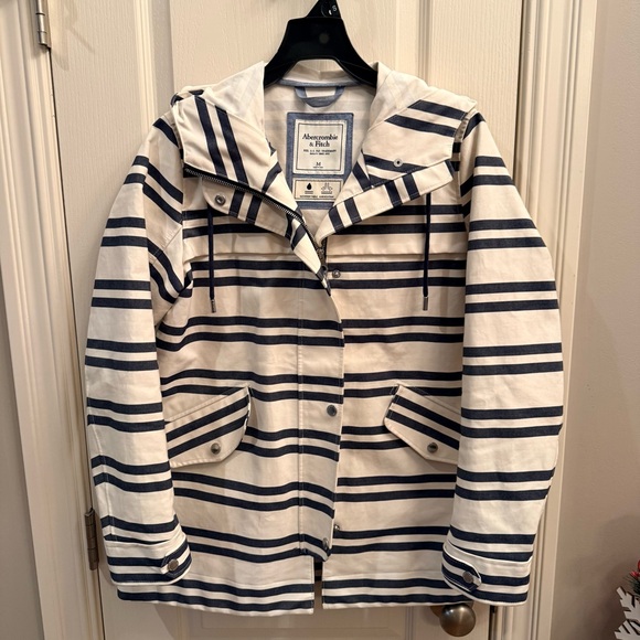 Abercrombie & Fitch Jackets & Blazers - Abercrombie & Fitch Blue and White Striped waterproof and wind, resistant jacket